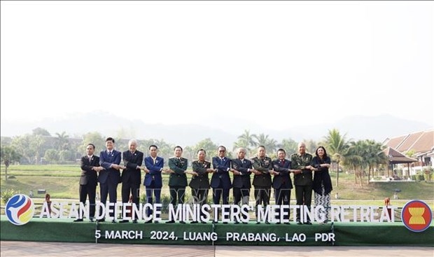 Vietnam calls for stronger ASEAN defence cooperation at regional meeting